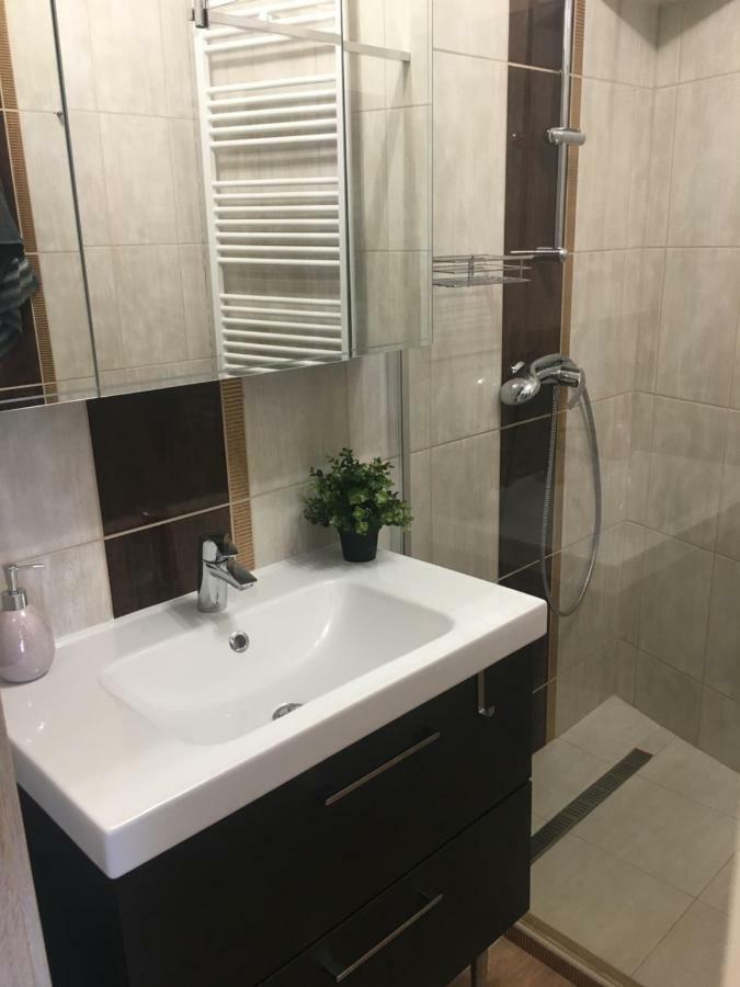 Апартаменты Pisztacia Apartman Эгер Экстерьер фото