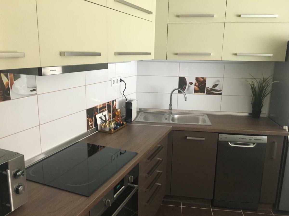 Апартаменты Pisztacia Apartman Эгер Экстерьер фото